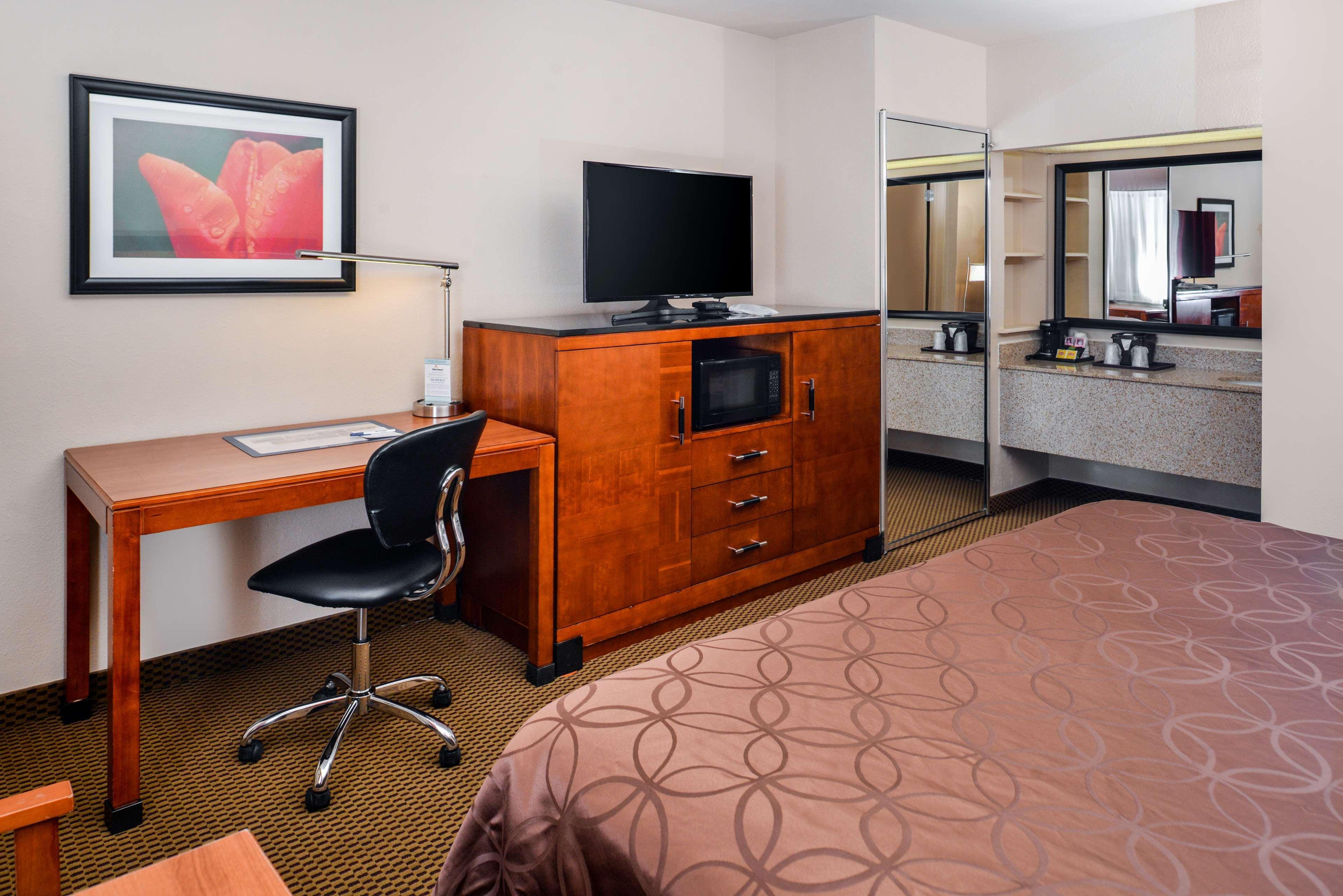 Best Western Executive Inn Hobbs Bagian luar foto